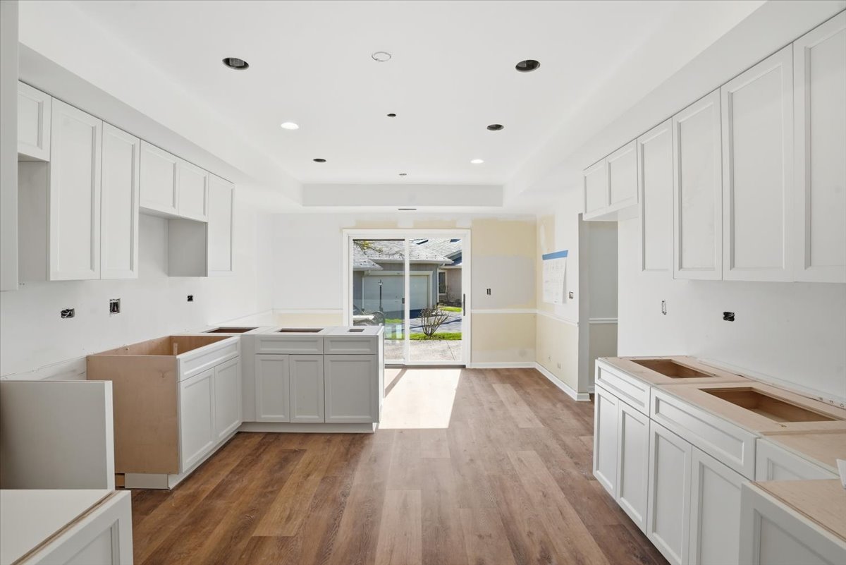 1204 Chatham Court Unit: 1204