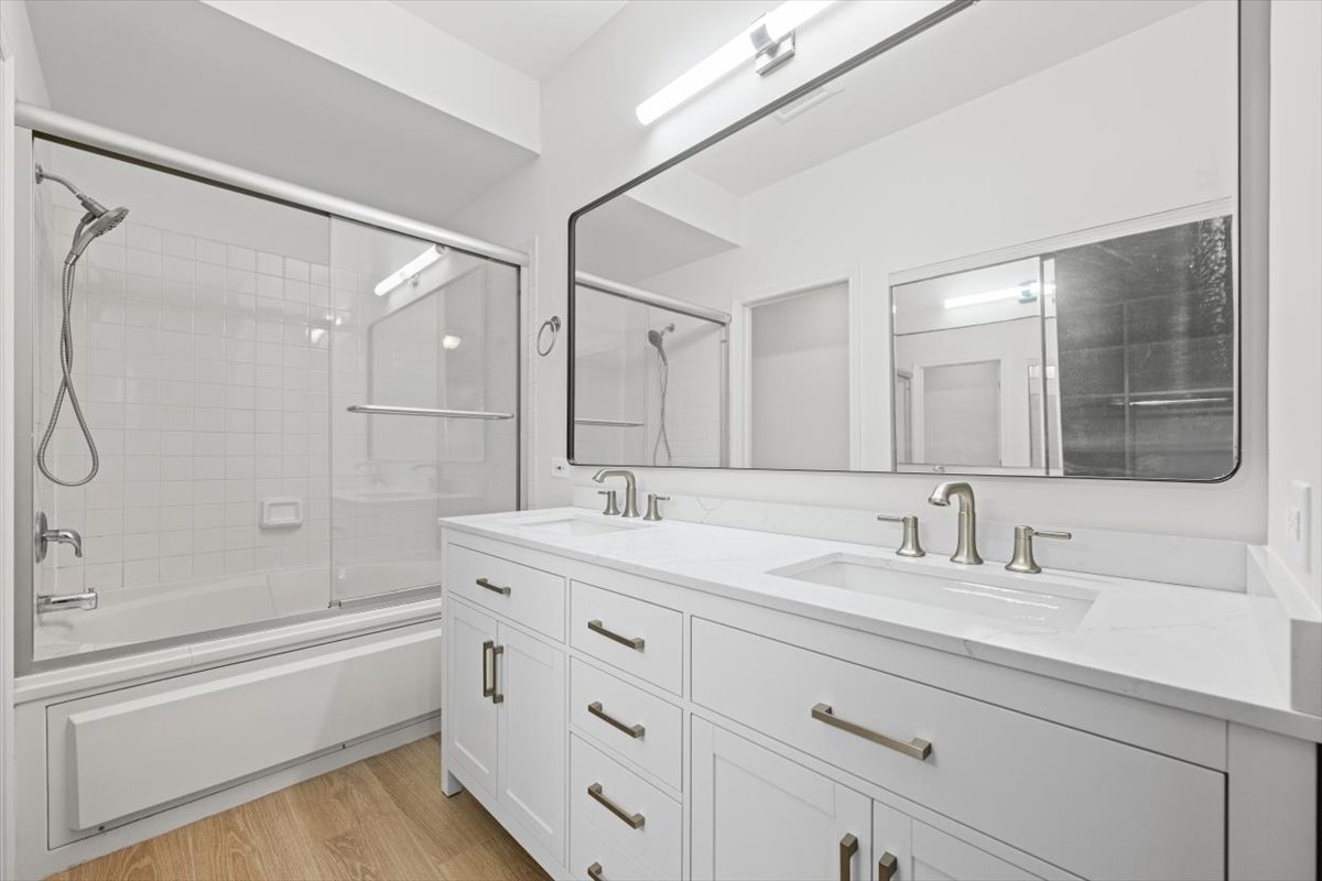 2421 Madiera Court