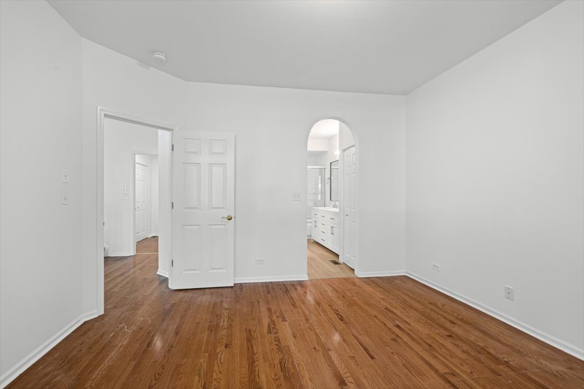 2421 Madiera Court