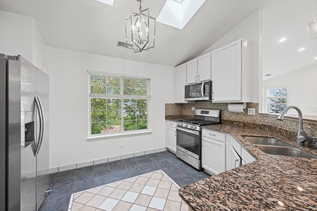 2421 Madiera Court