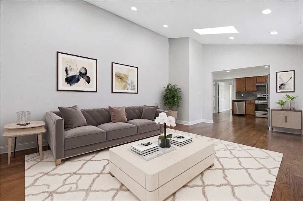 1284 Regent Drive