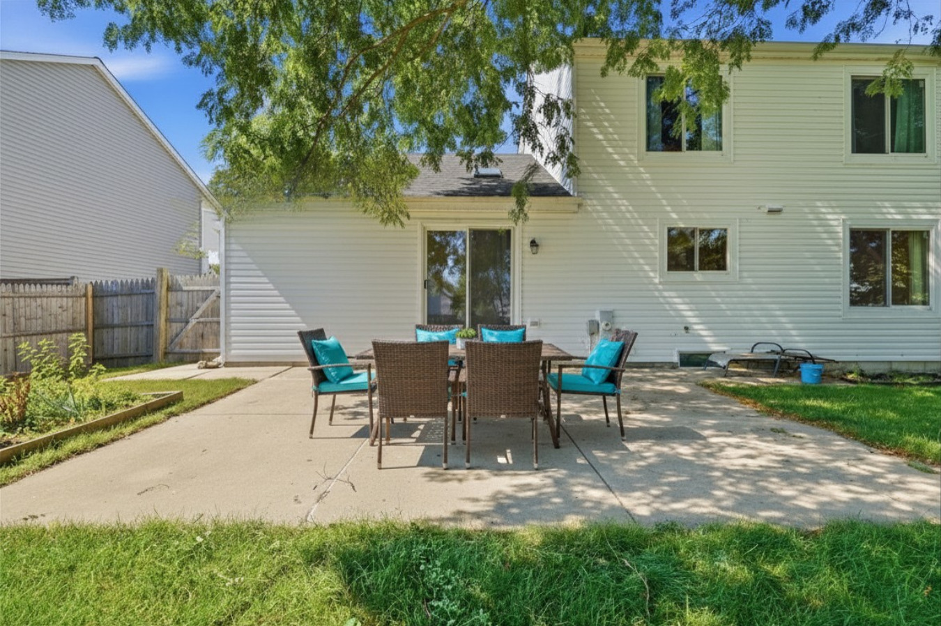 1284 Regent Drive