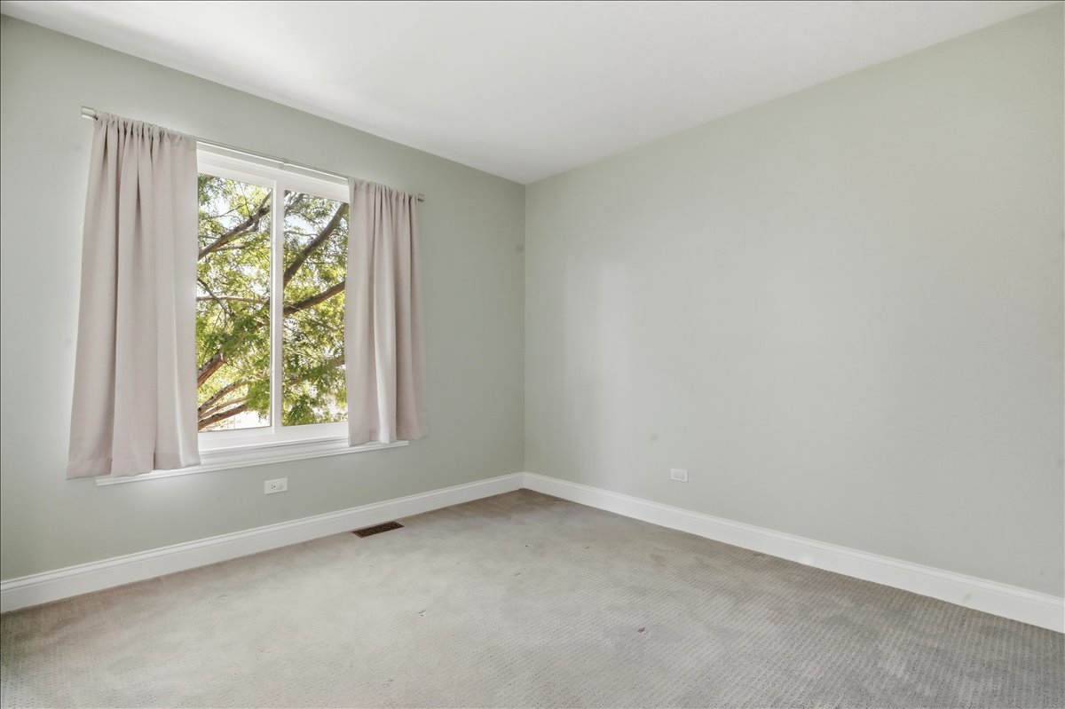1284 Regent Drive
