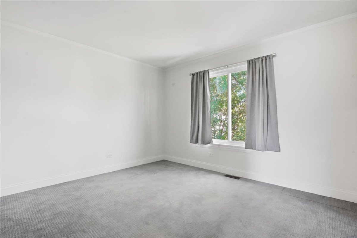 1284 Regent Drive