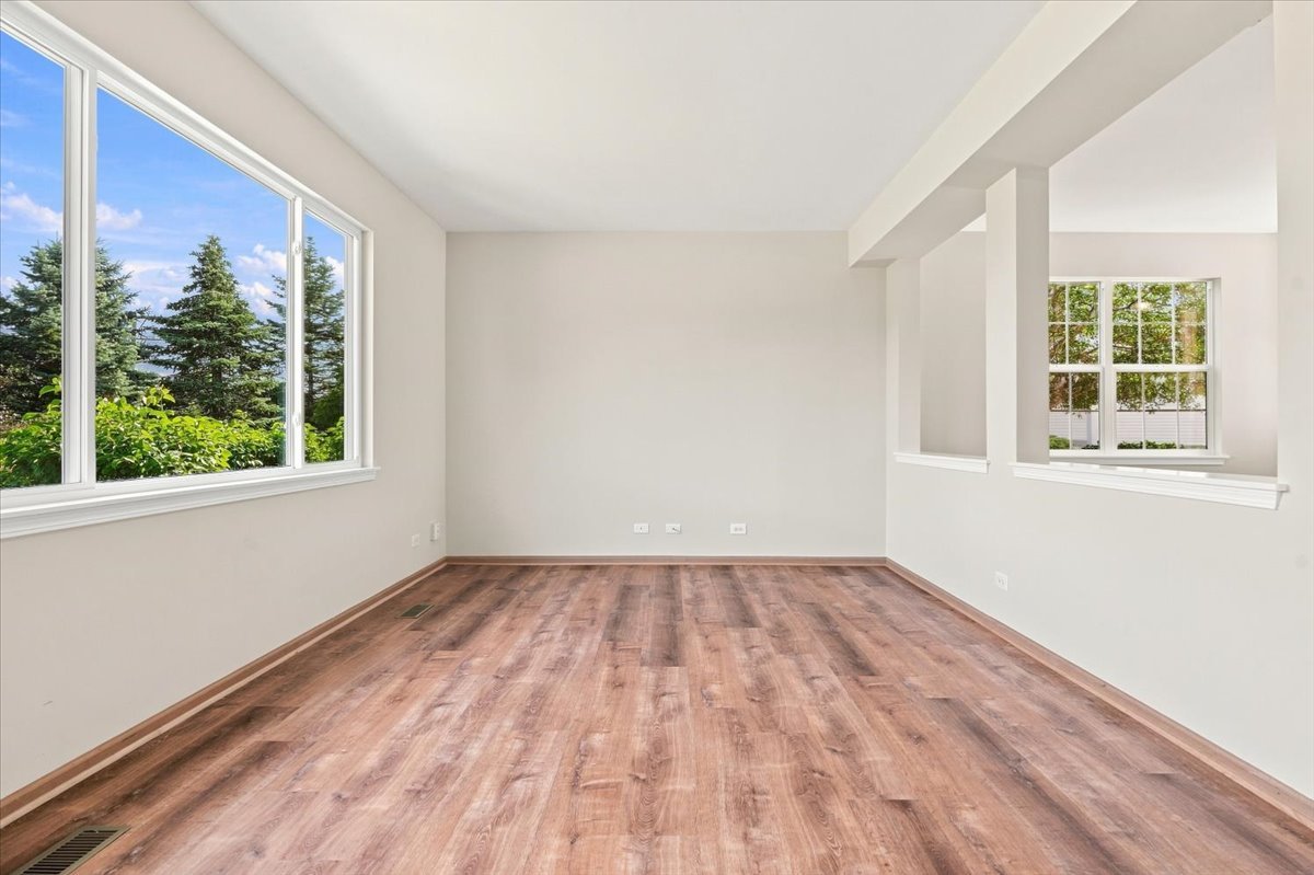 570 W Kristina Lane