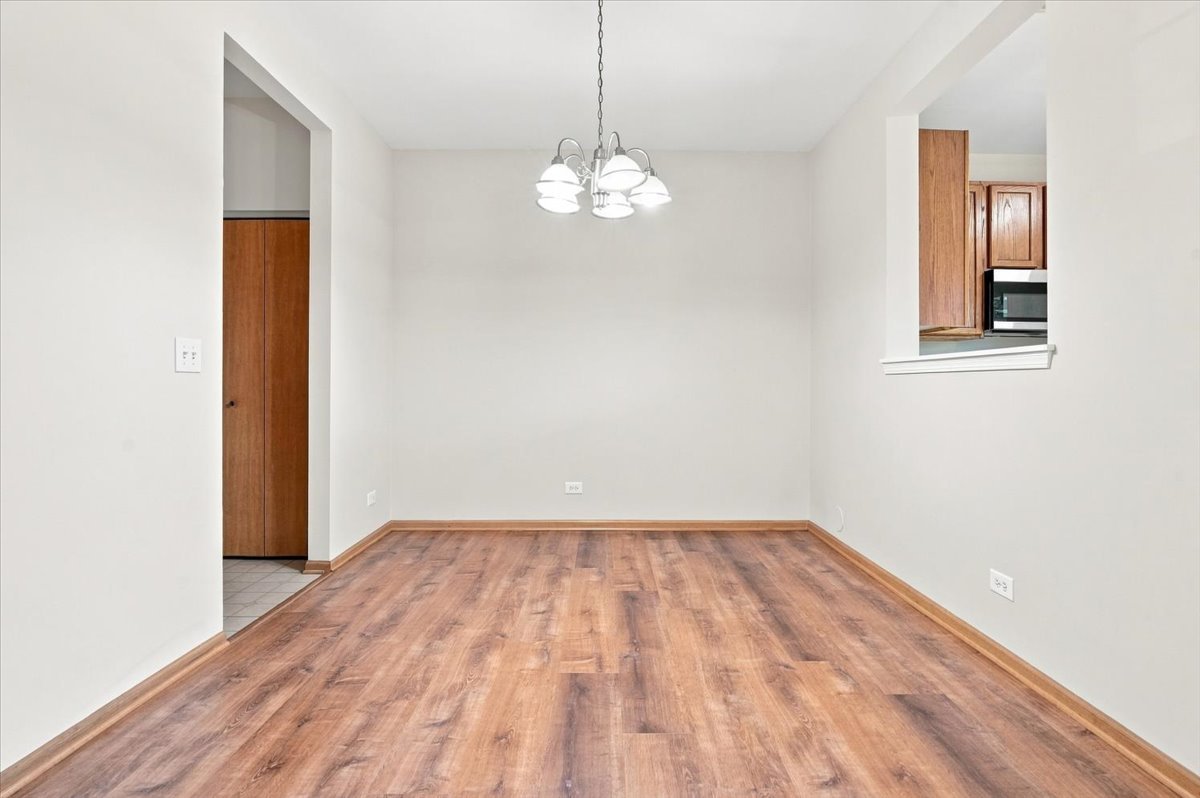 570 W Kristina Lane