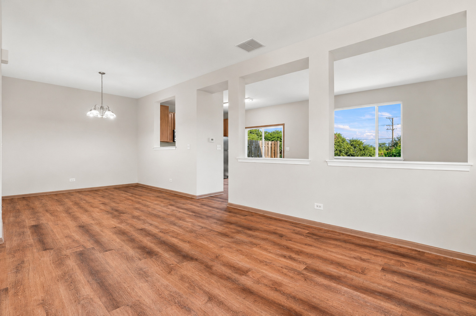 570 W Kristina Lane