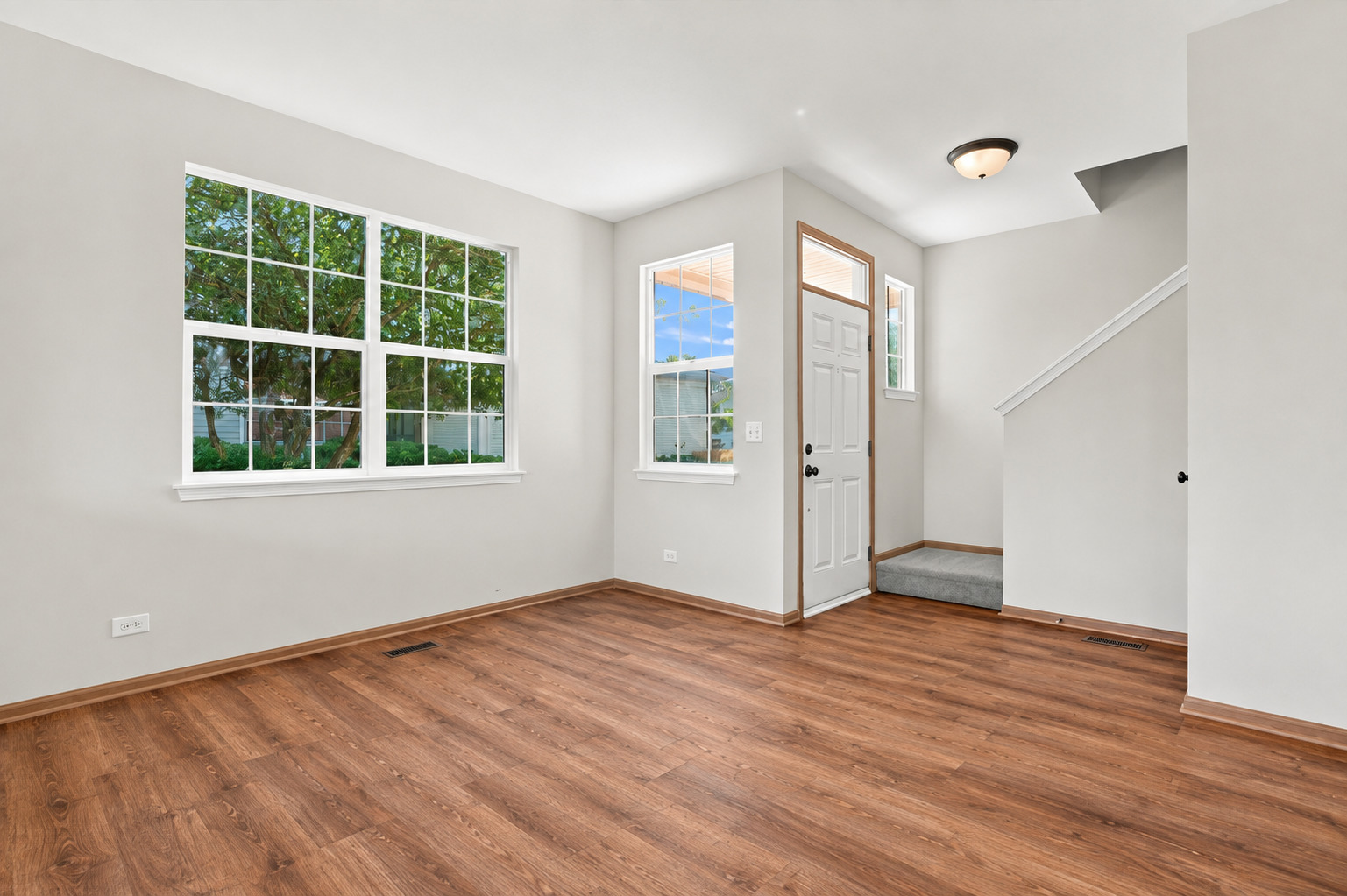 570 W Kristina Lane