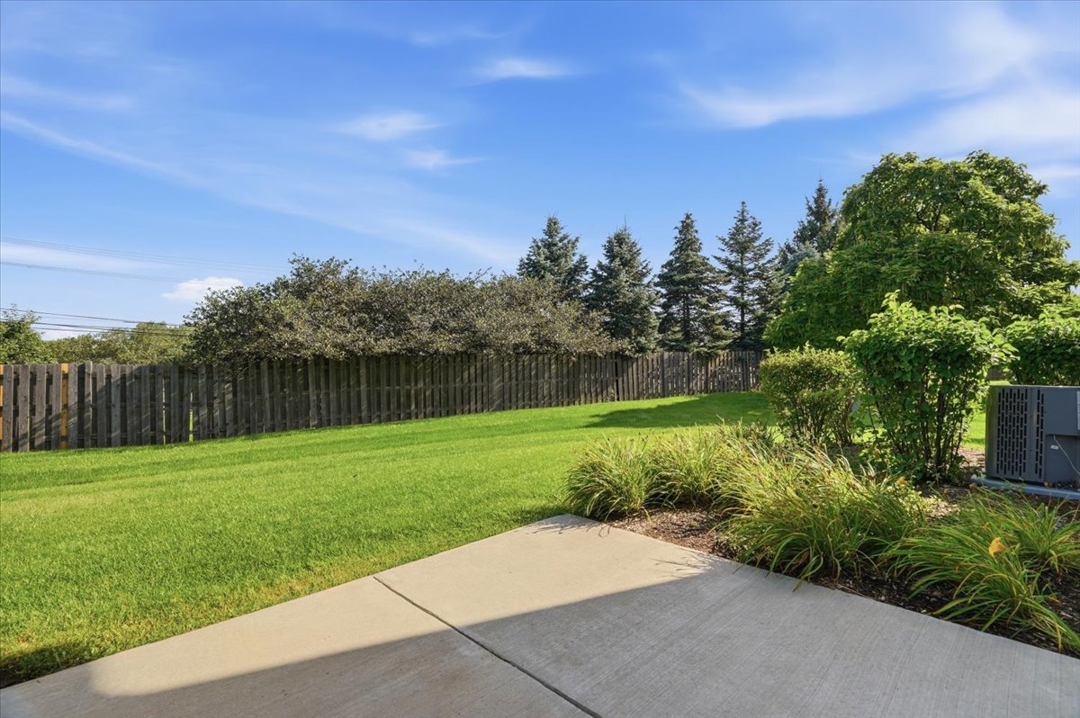 570 W Kristina Lane
