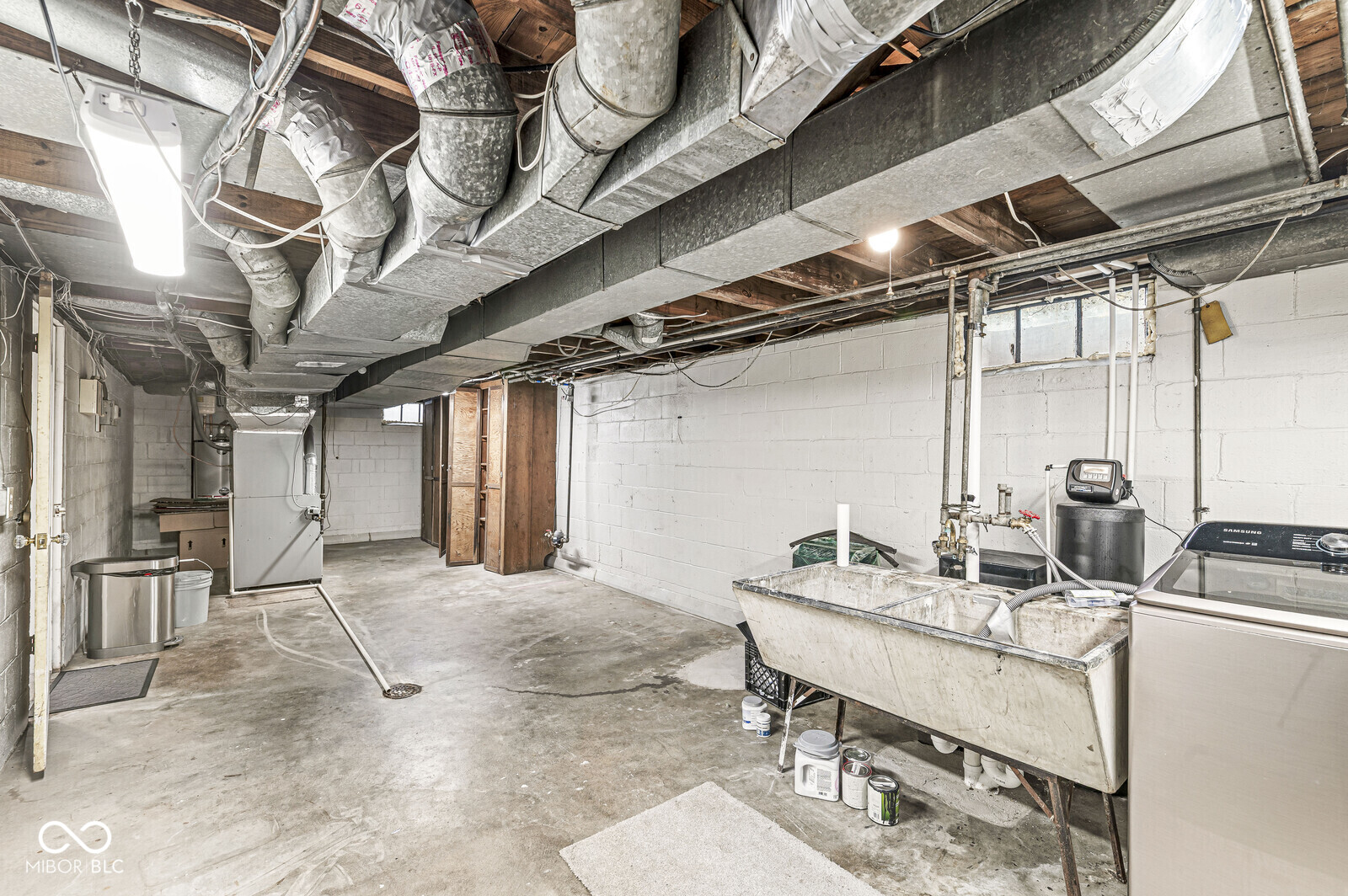 5301 Boulevard Place