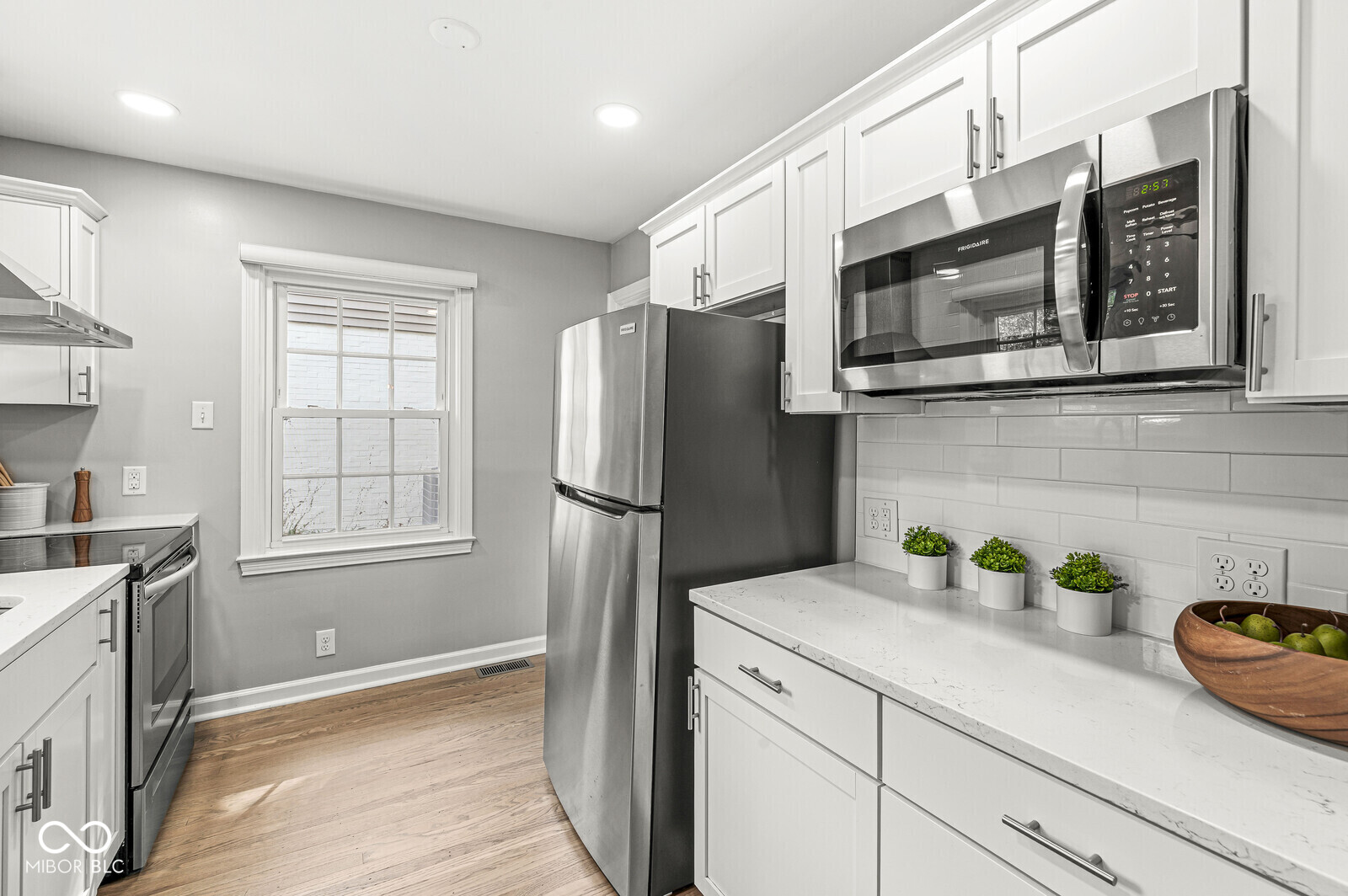 5301 Boulevard Place