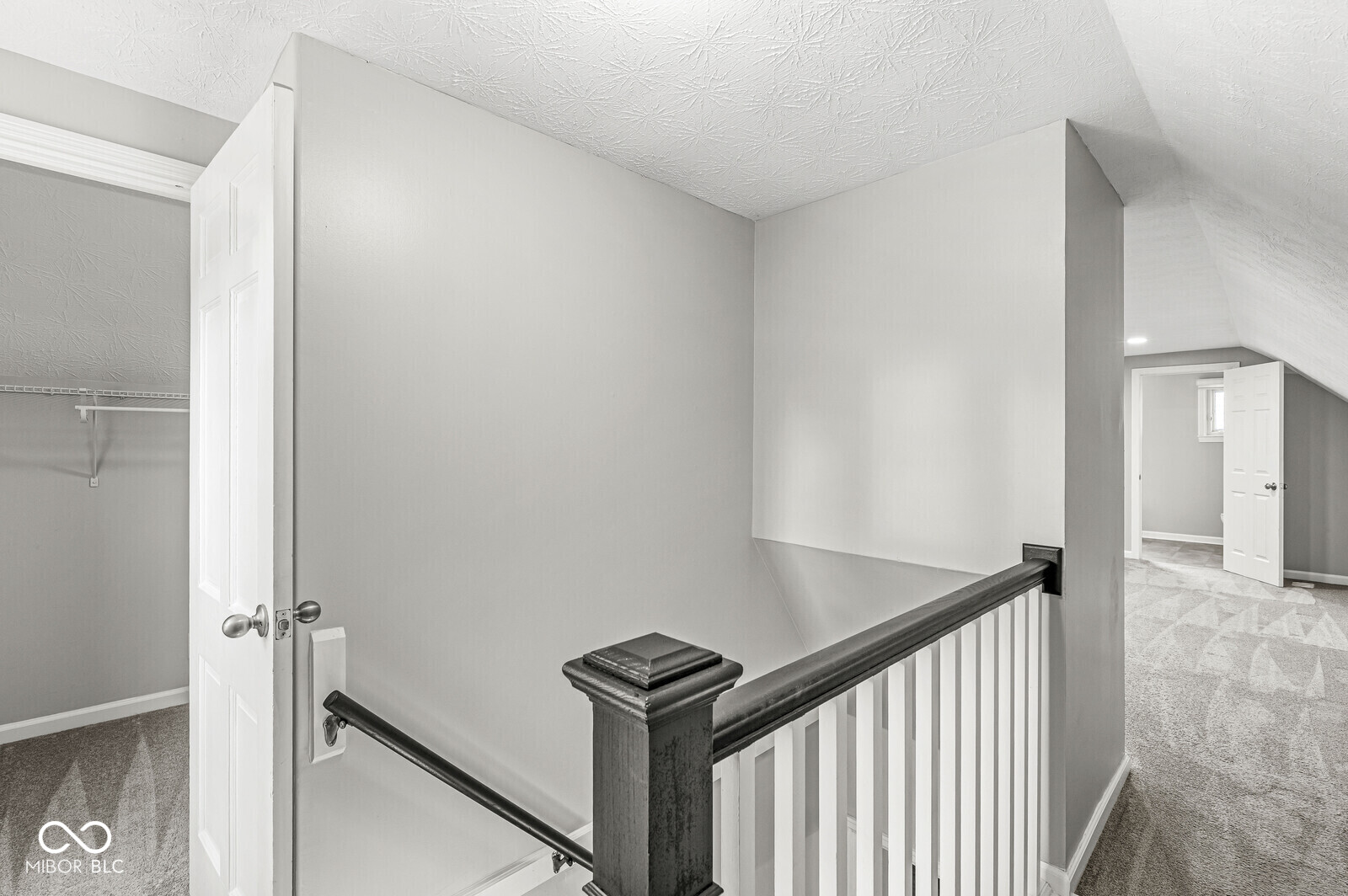 5301 Boulevard Place