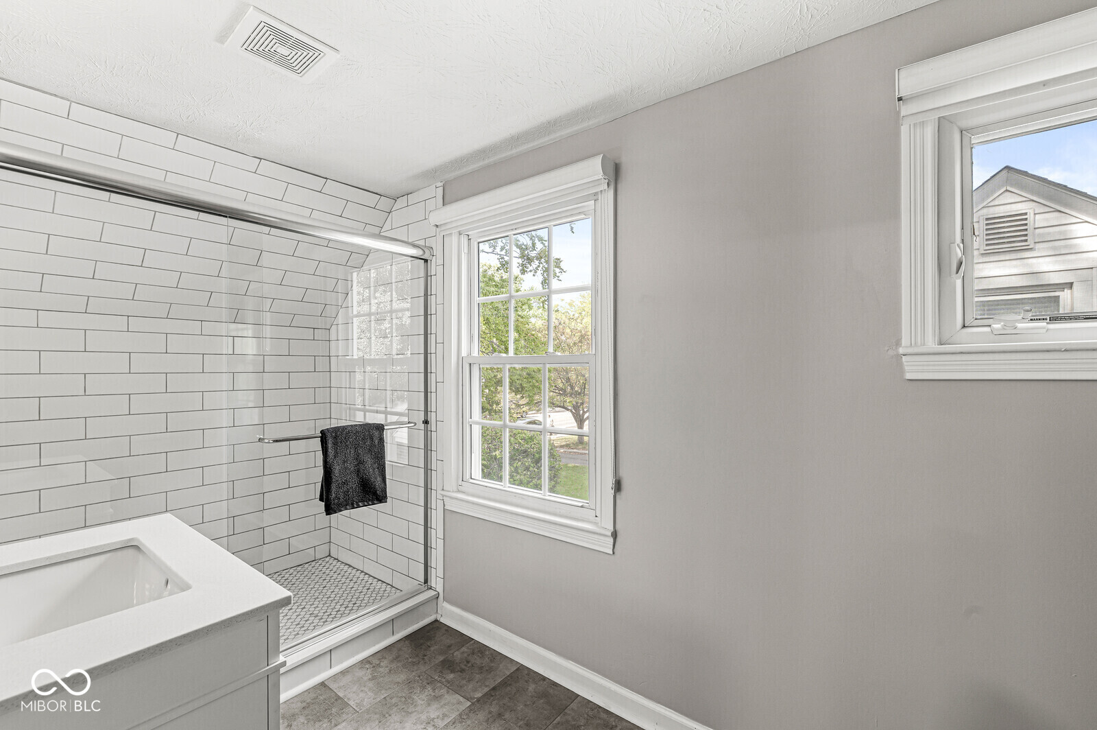 5301 Boulevard Place