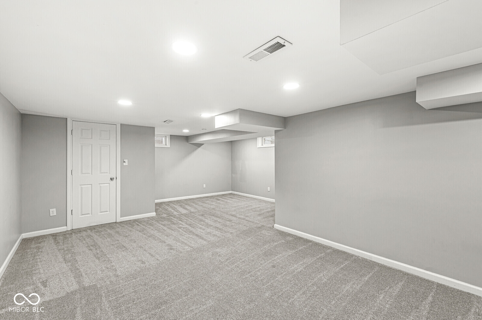 5301 Boulevard Place