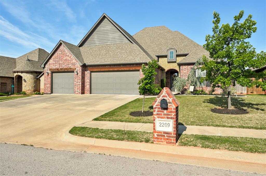 2209 Bretton