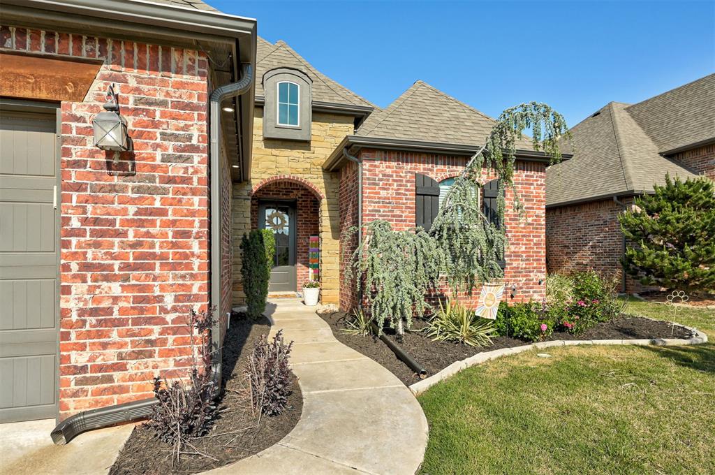 2209 Bretton