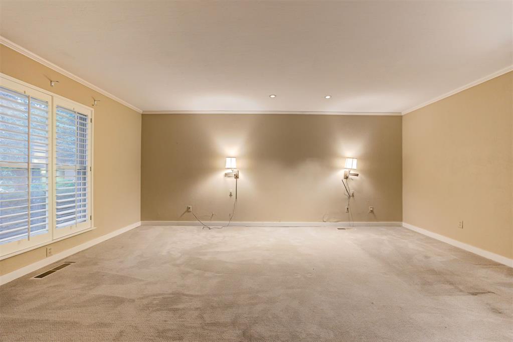 1433 Glenbrook Drive