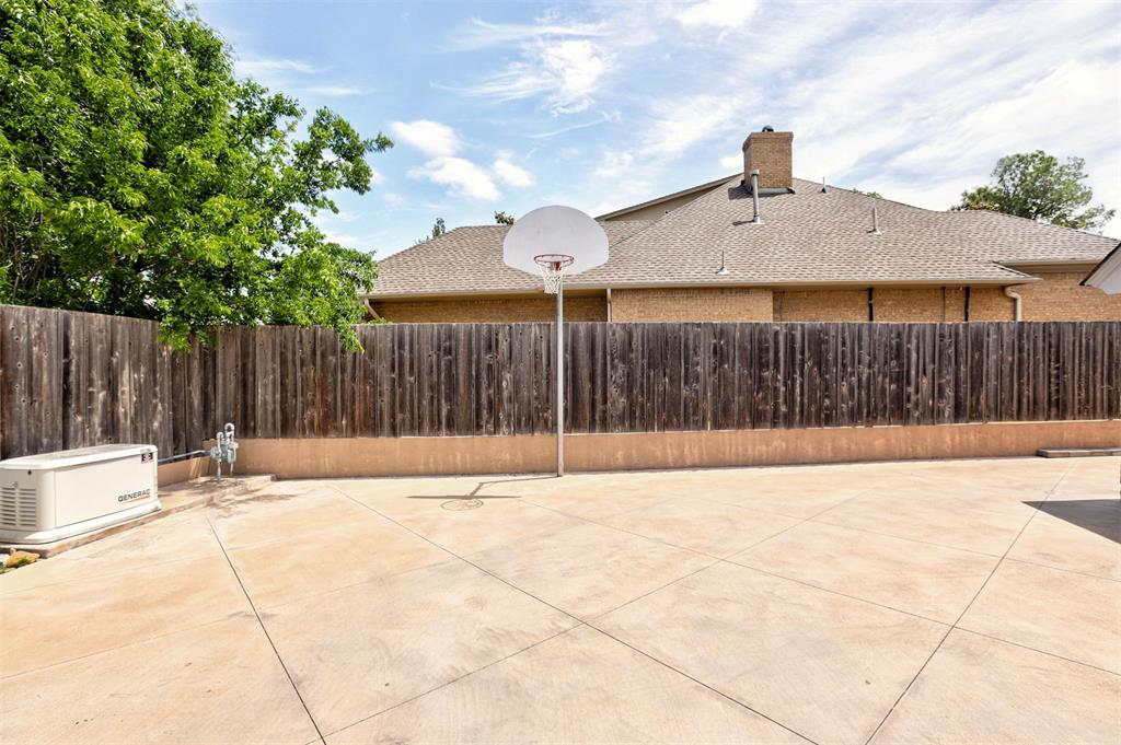 1433 Glenbrook Drive
