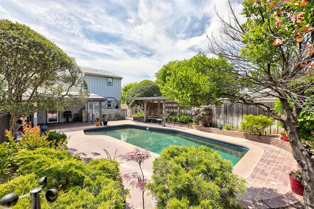 1433 Glenbrook Drive