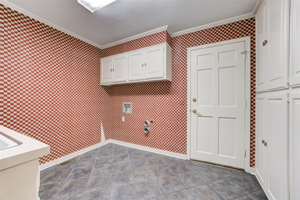 1433 Glenbrook Drive