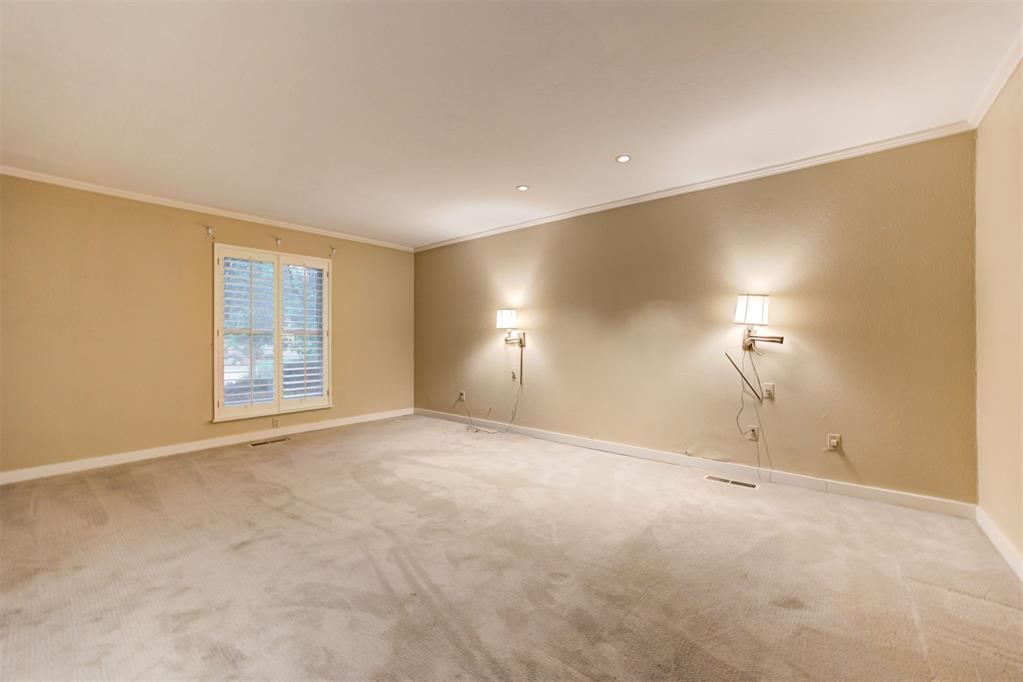 1433 Glenbrook Drive