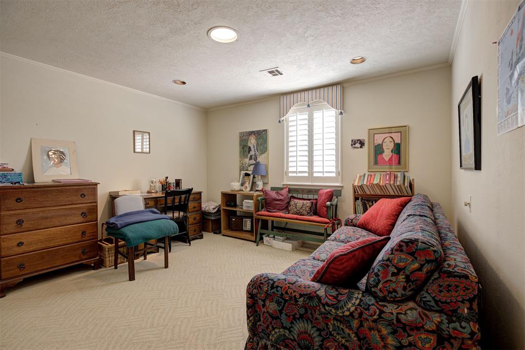 1433 Glenbrook Drive