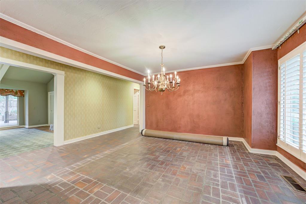 1433 Glenbrook Drive