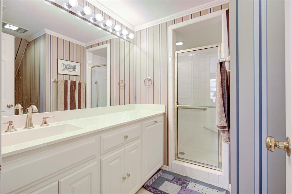 1433 Glenbrook Drive