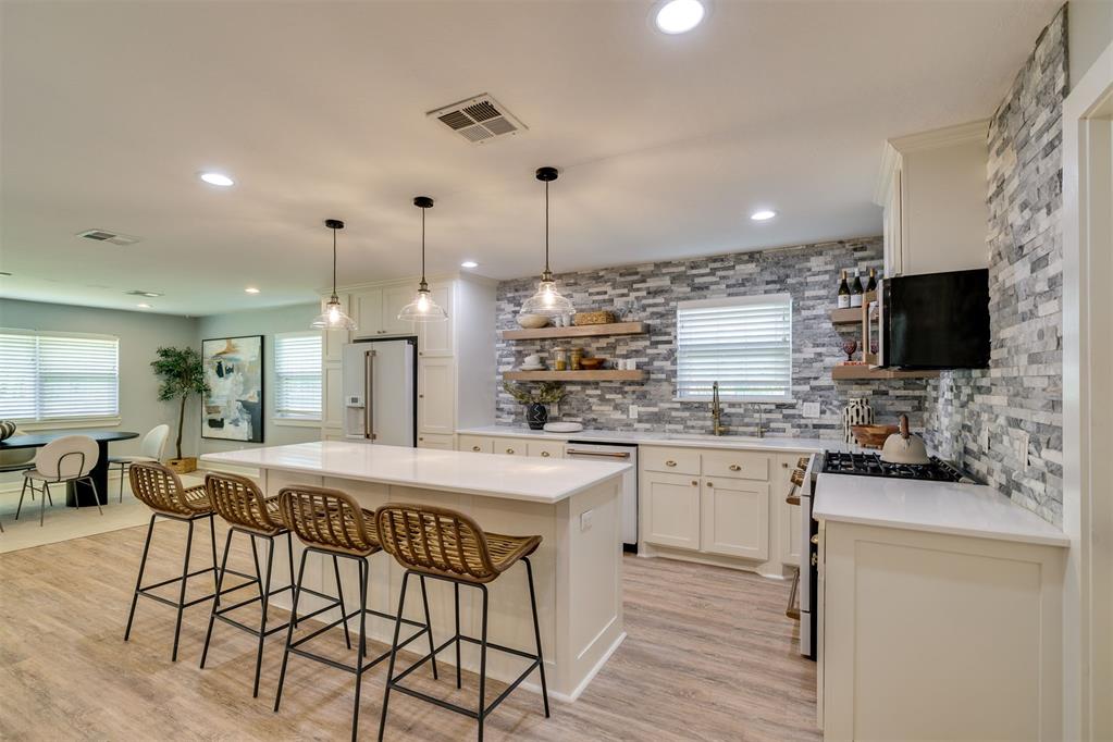 2405 NW 59th Street