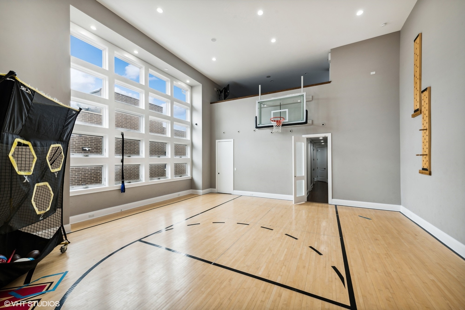 1515 N North Prk Ave