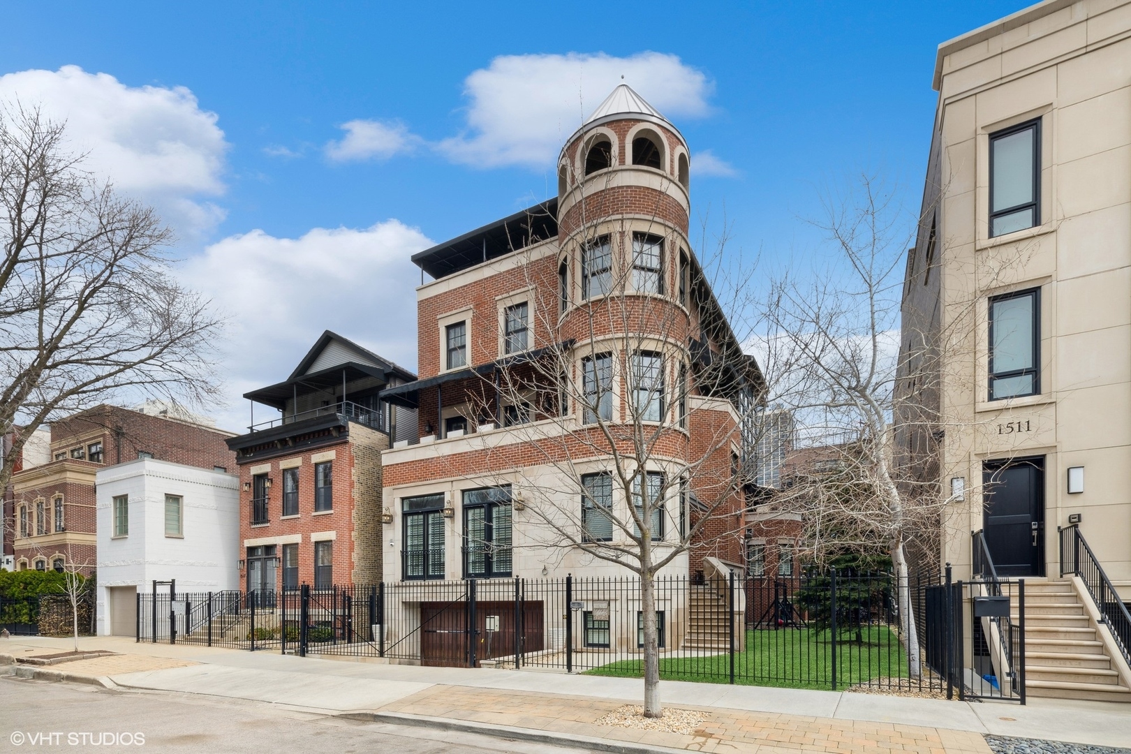 1515 N North Prk Ave