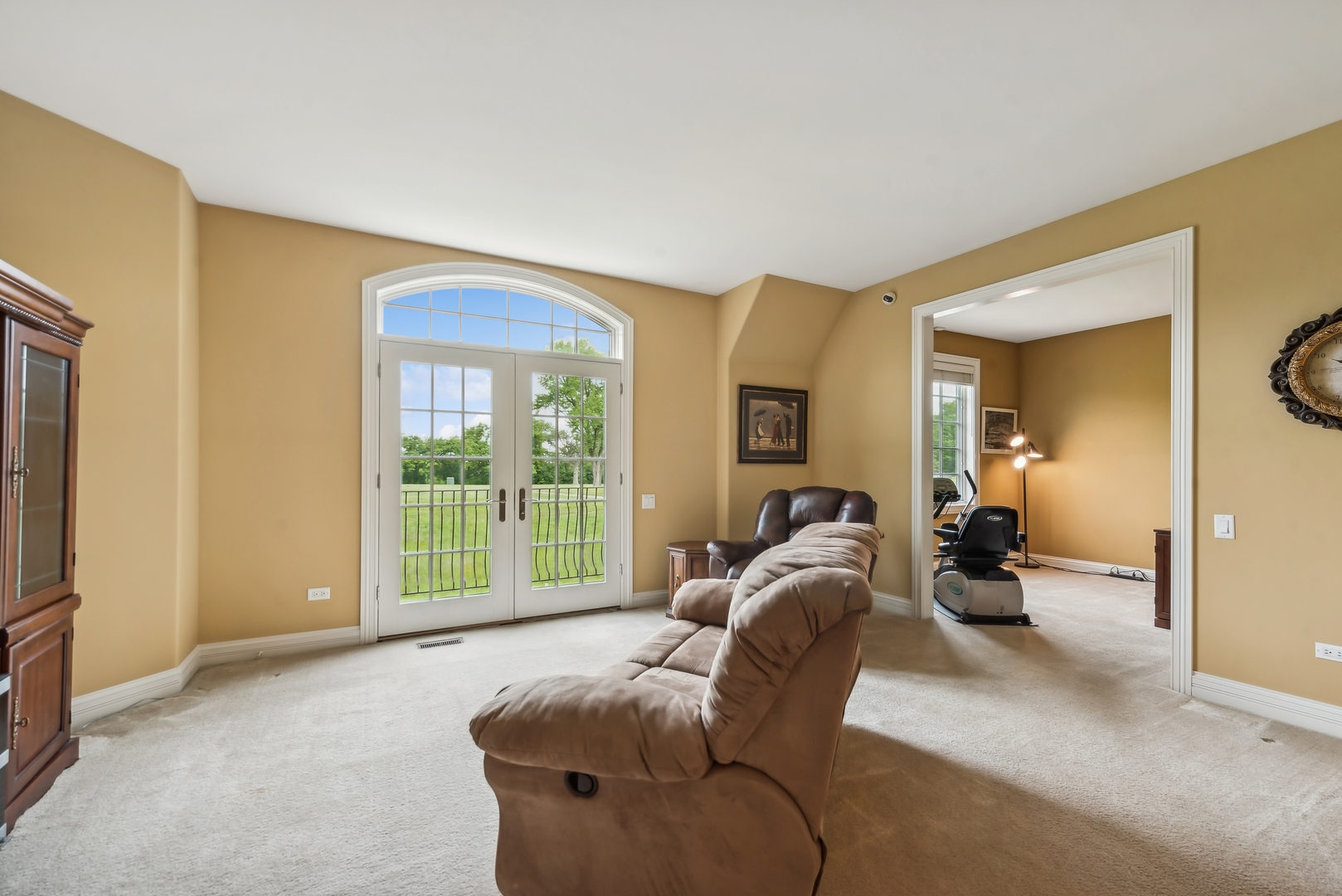 9 Willowcrest Drive Unit: 9