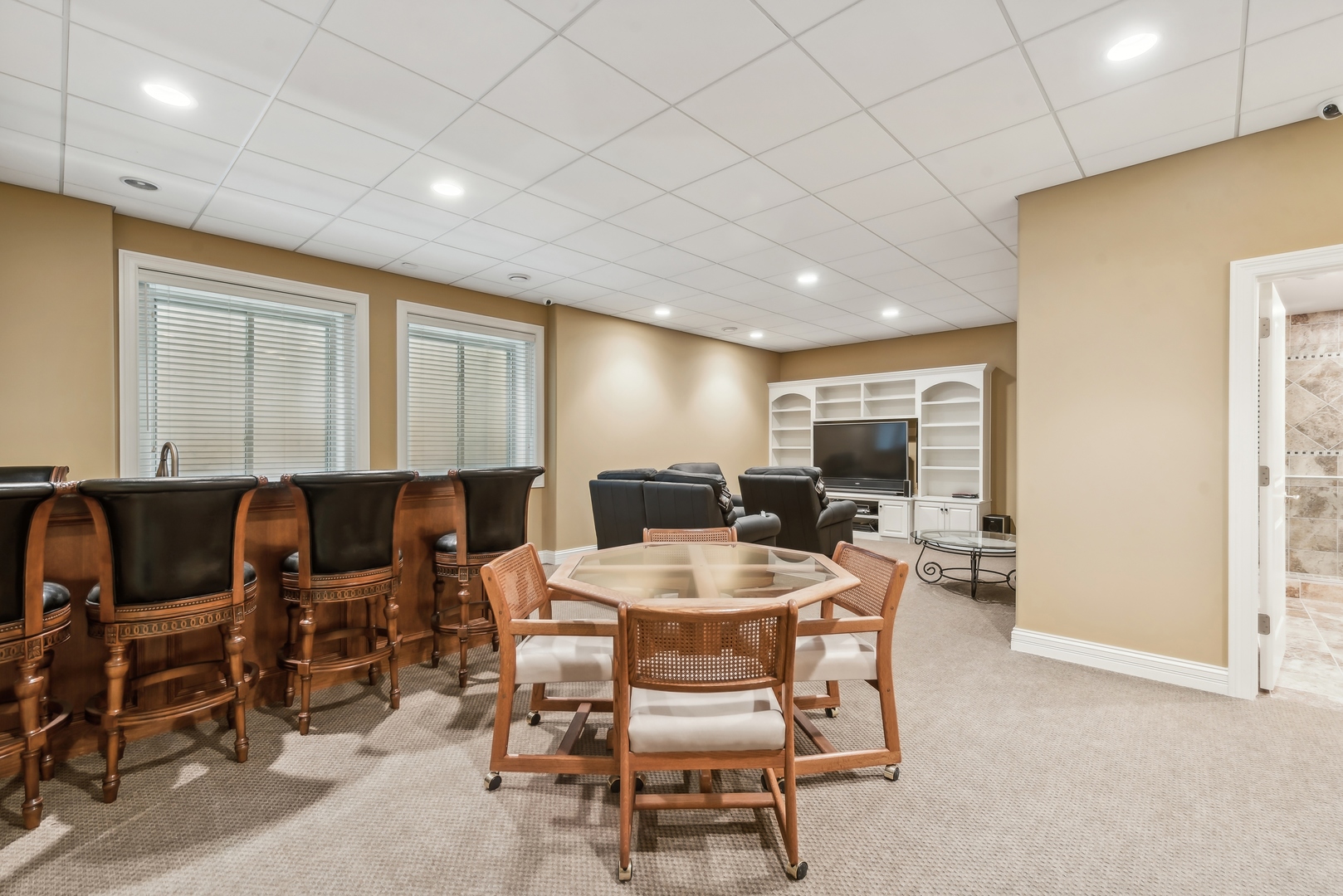 9 Willowcrest Drive Unit: 9
