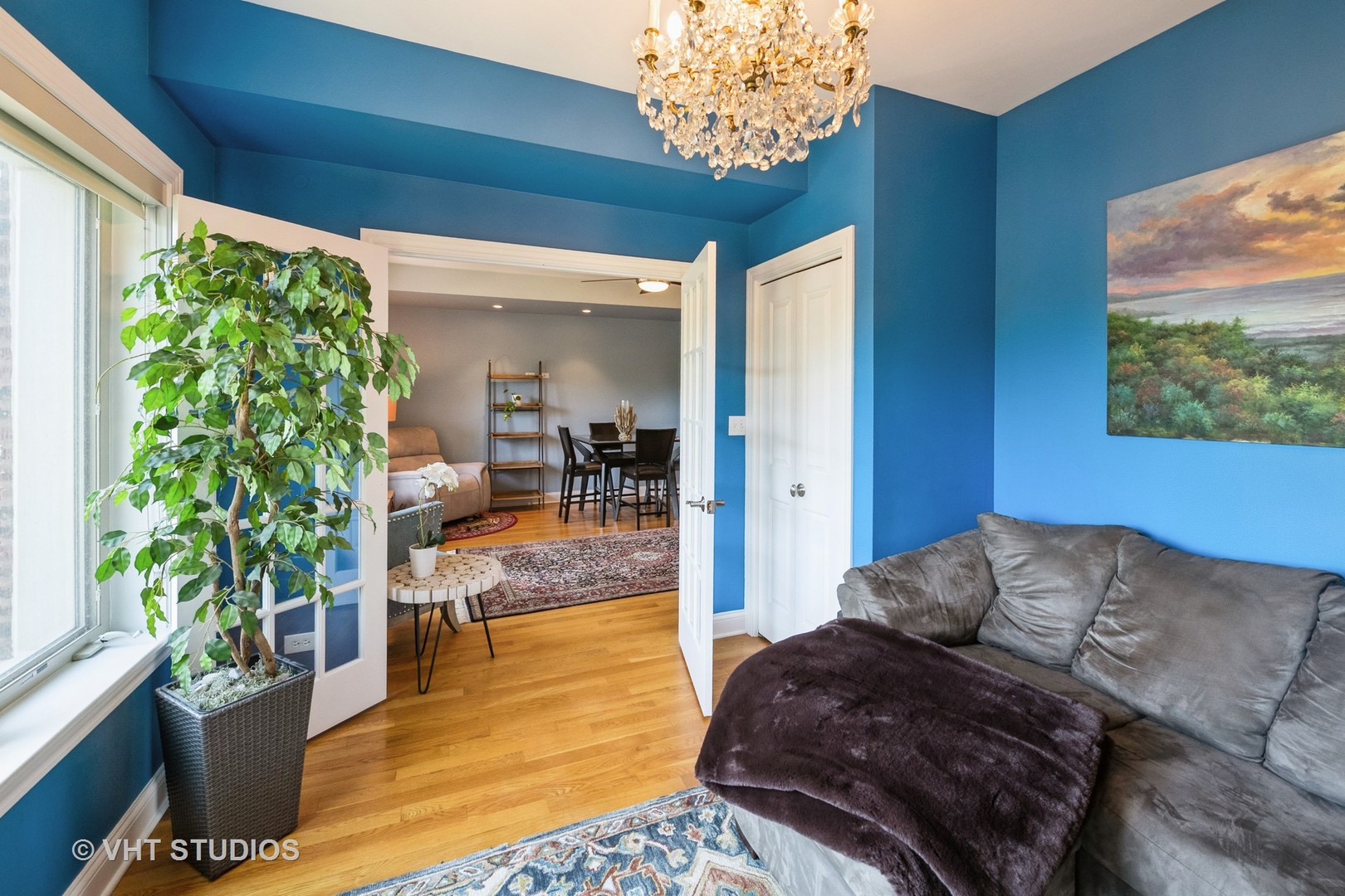 1125 W FARWELL Avenue Unit: B2