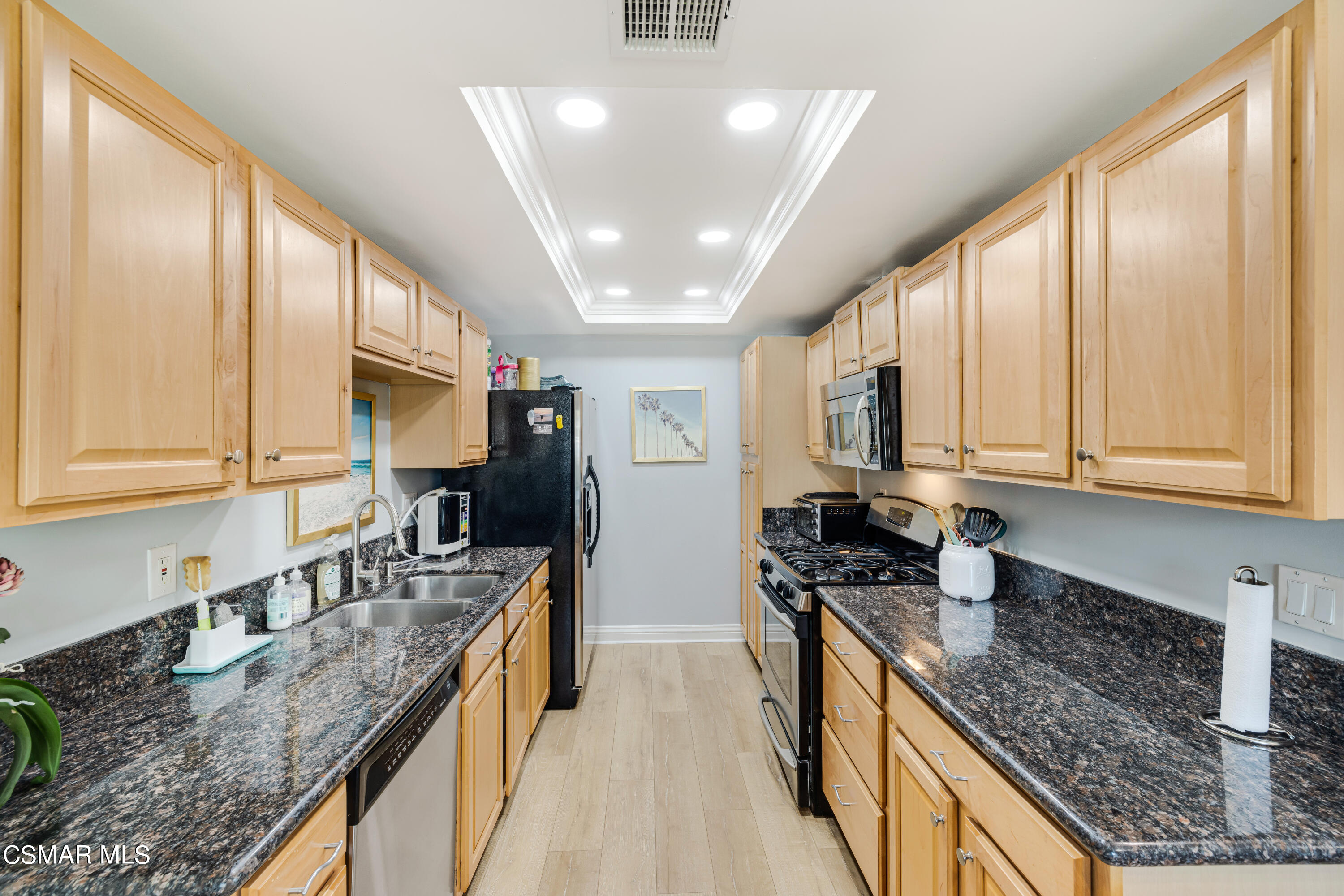 1778 E Avenida De Las Flores, 85