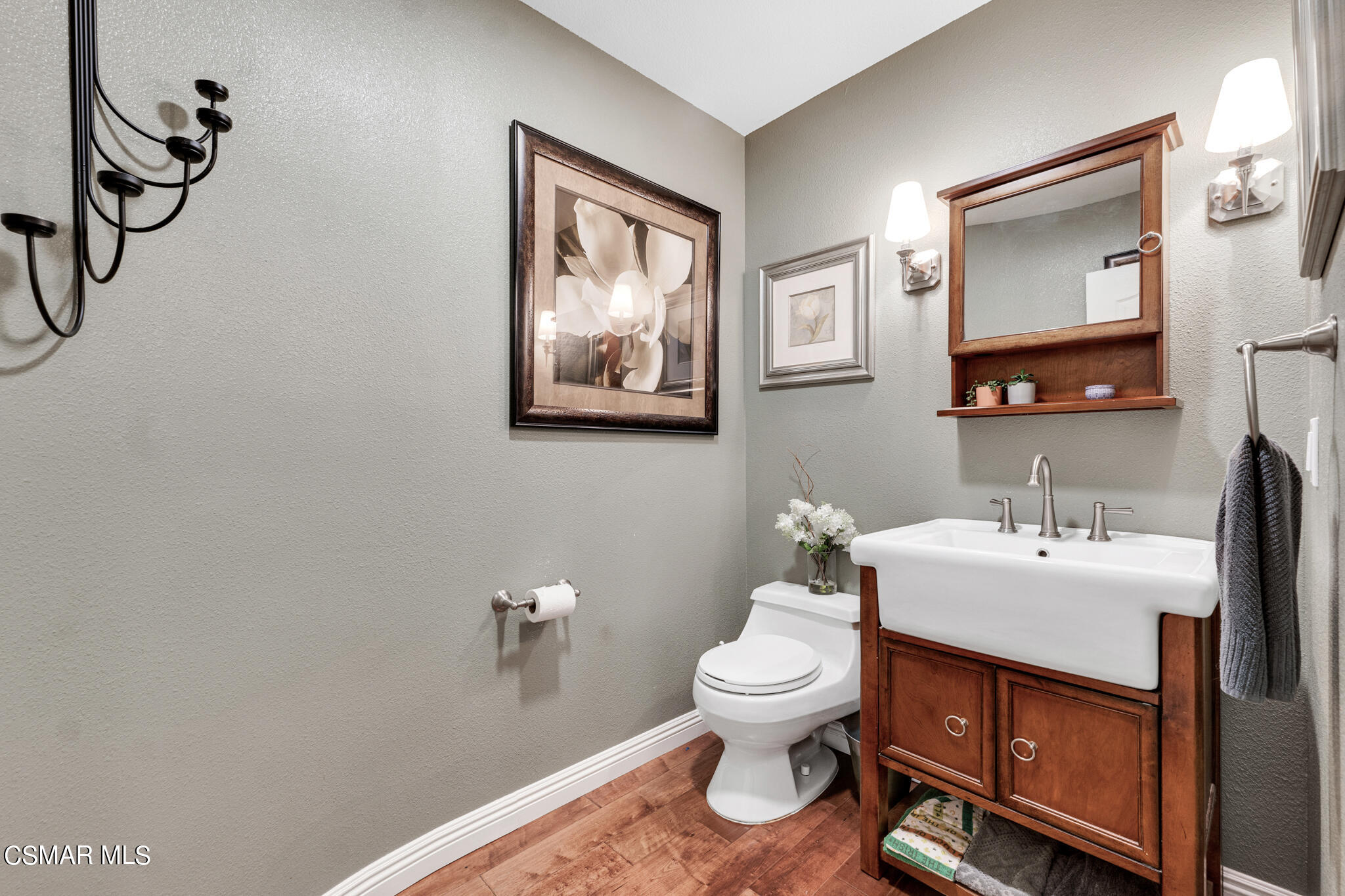 4112 Laurelview Drive