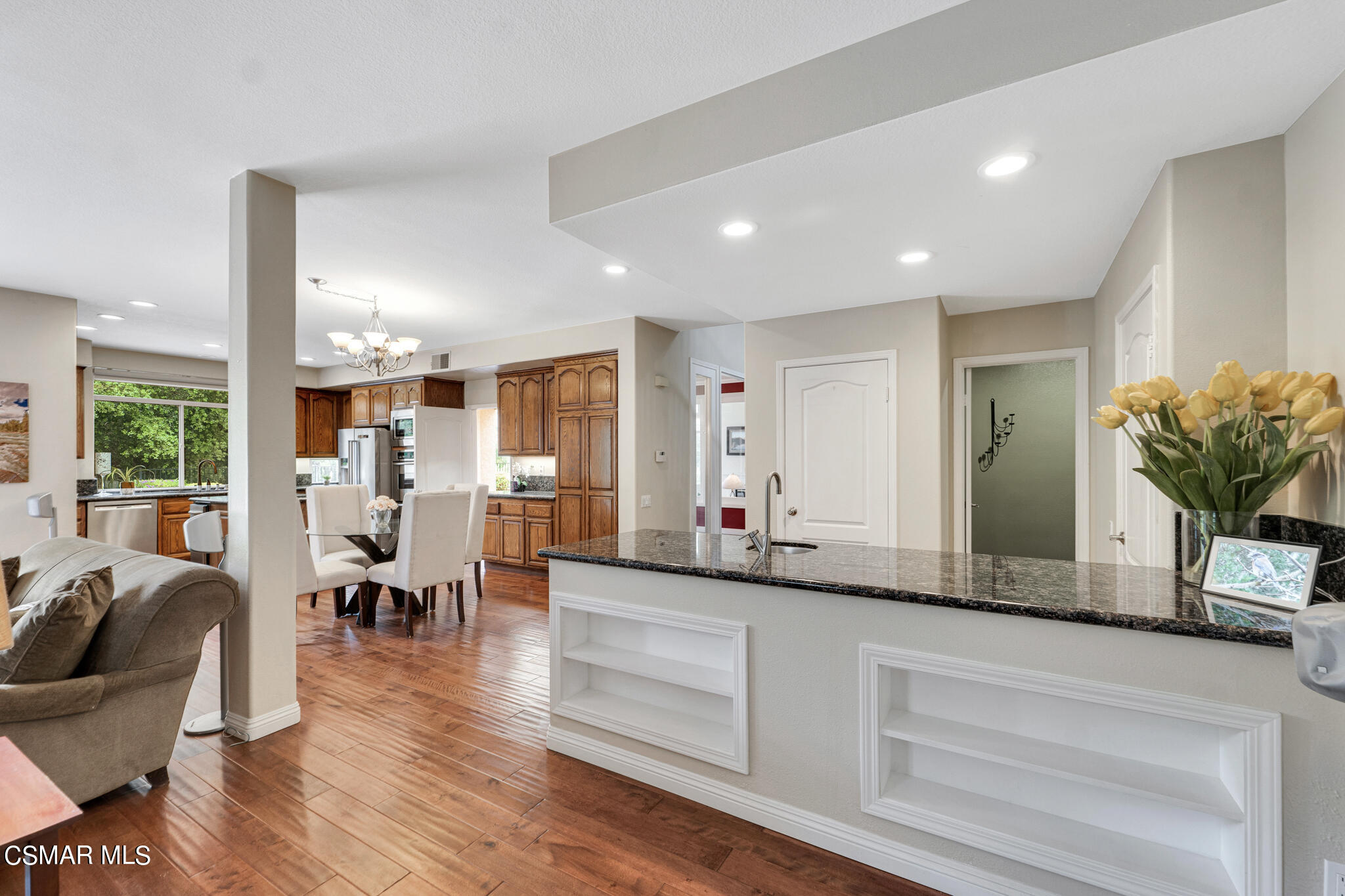 4112 Laurelview Drive