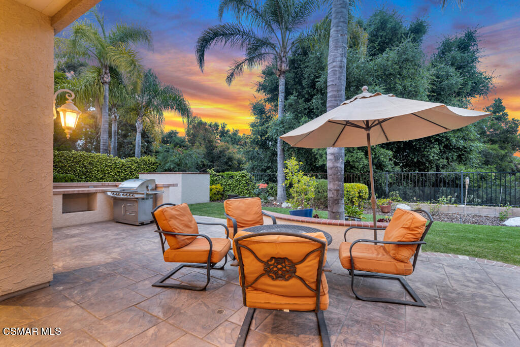 4112 Laurelview Drive