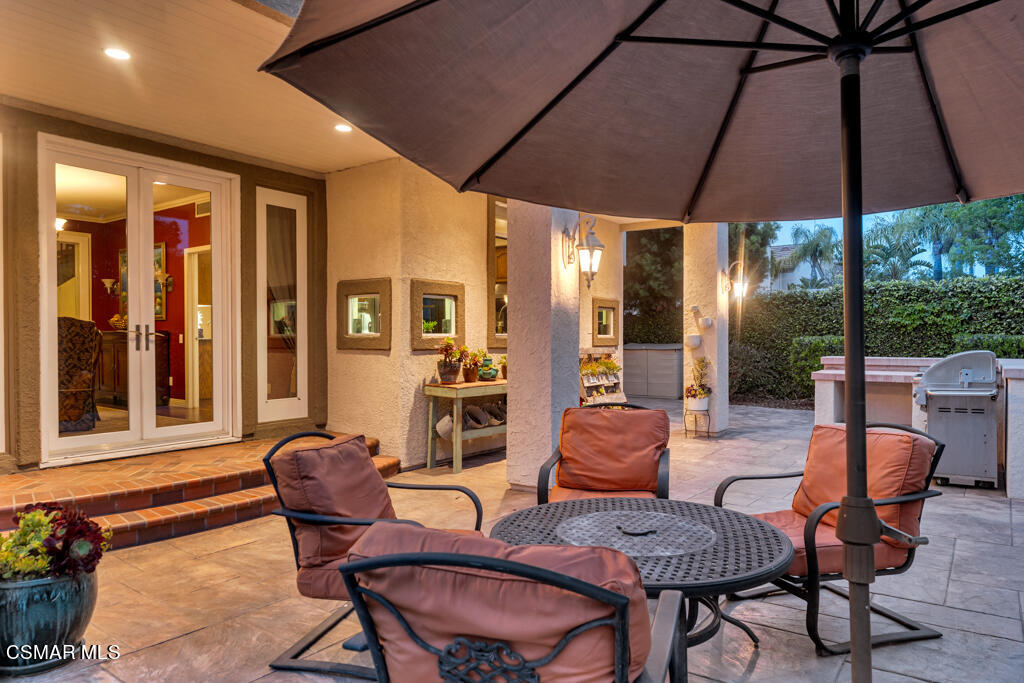 4112 Laurelview Drive