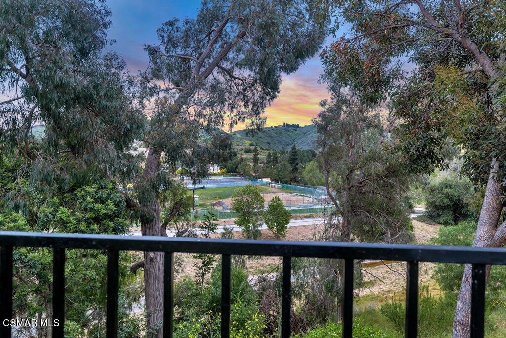 4112 Laurelview Drive