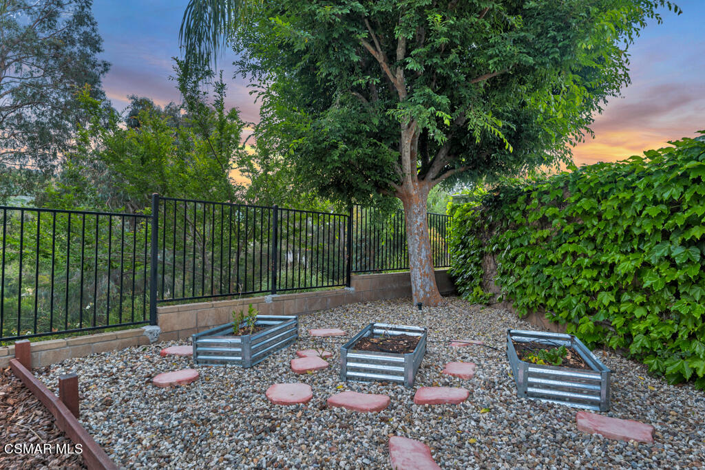4112 Laurelview Drive