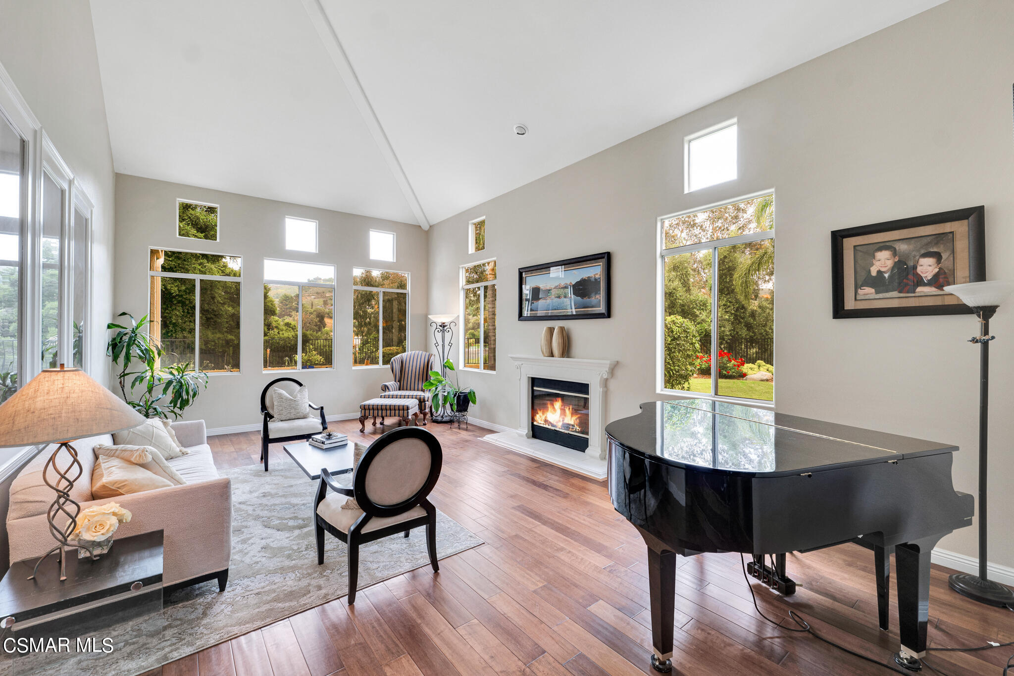 4112 Laurelview Drive
