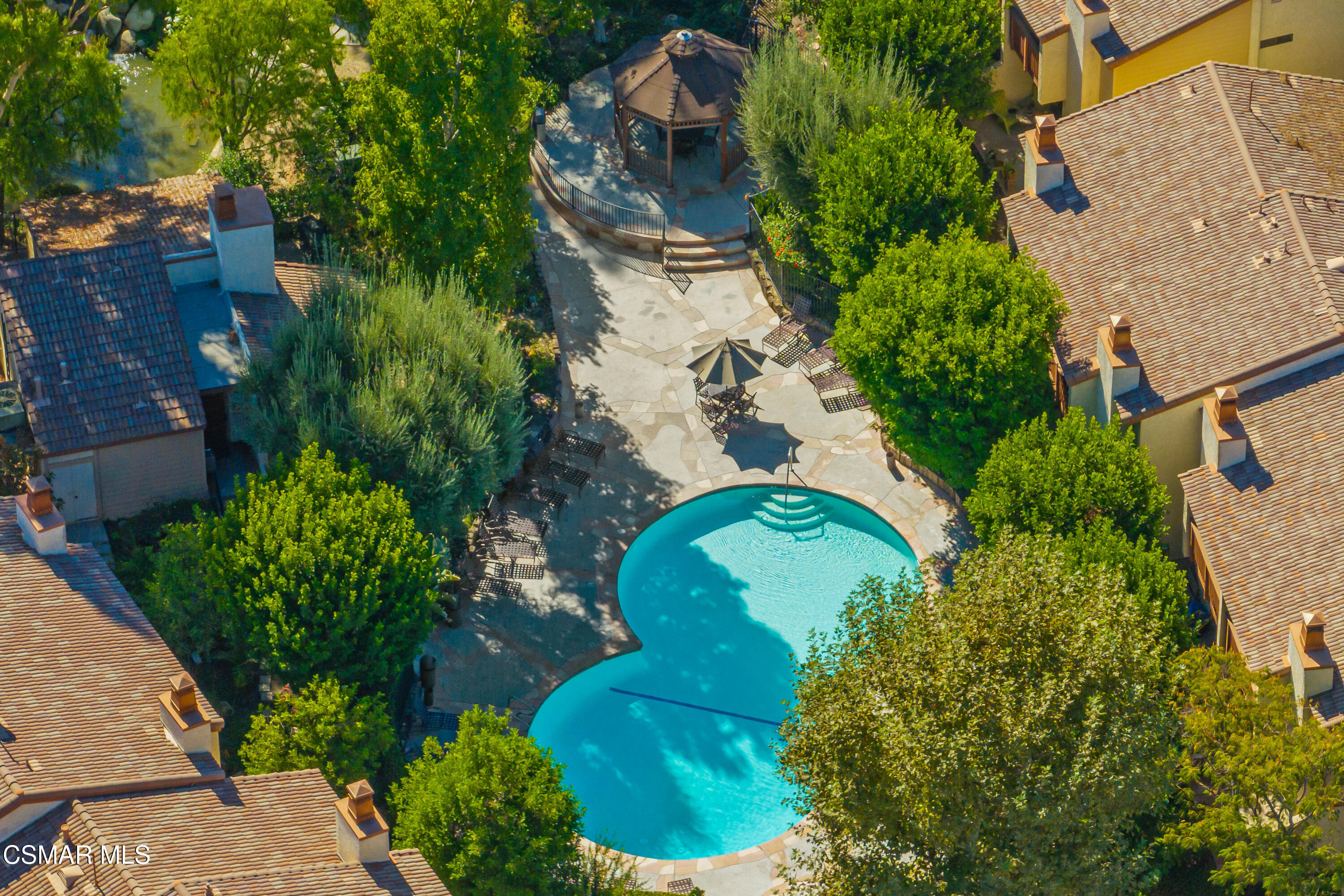 21555 Burbank Boulevard, 60