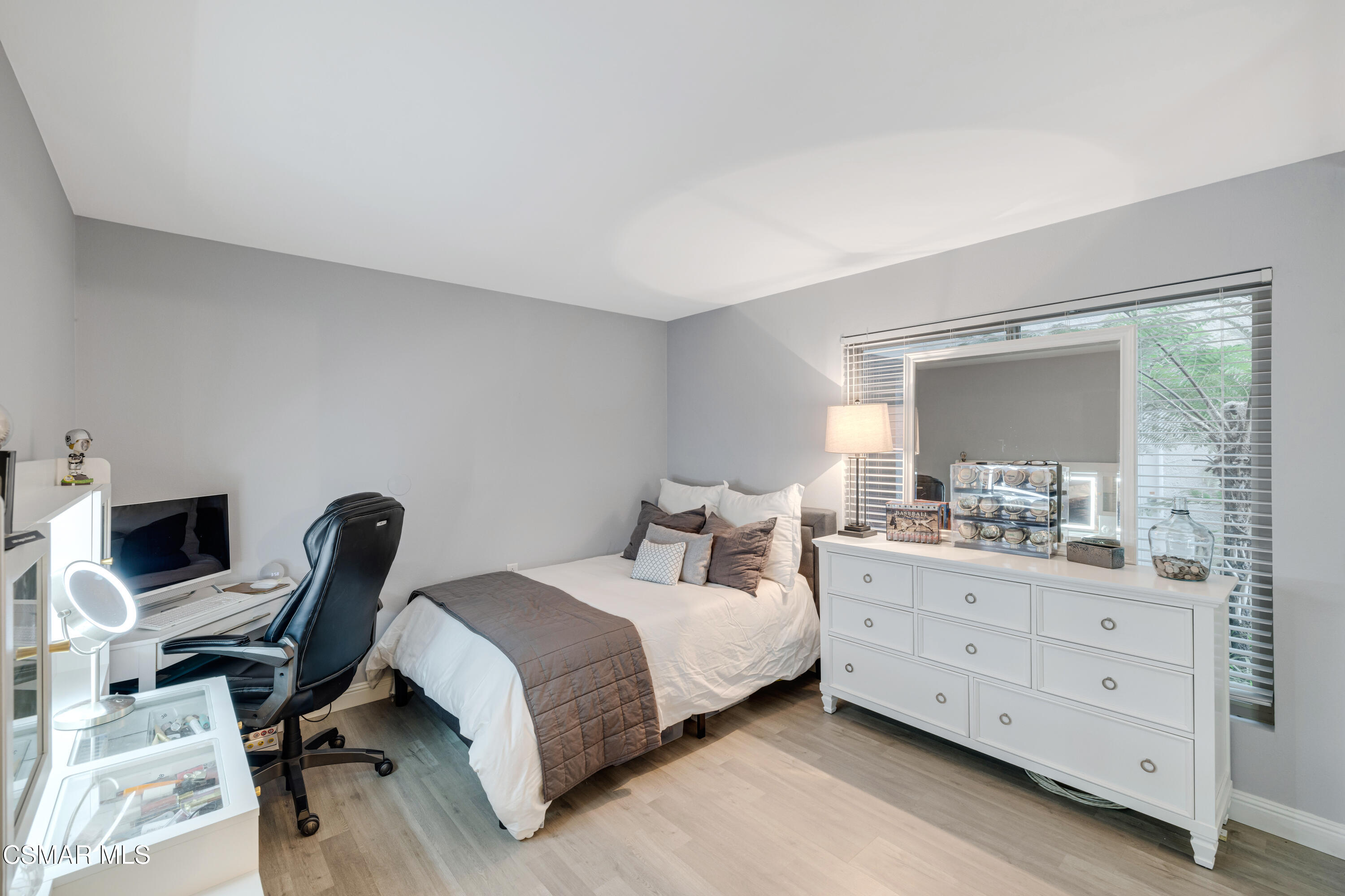 348 Chestnut Hill Court, 17