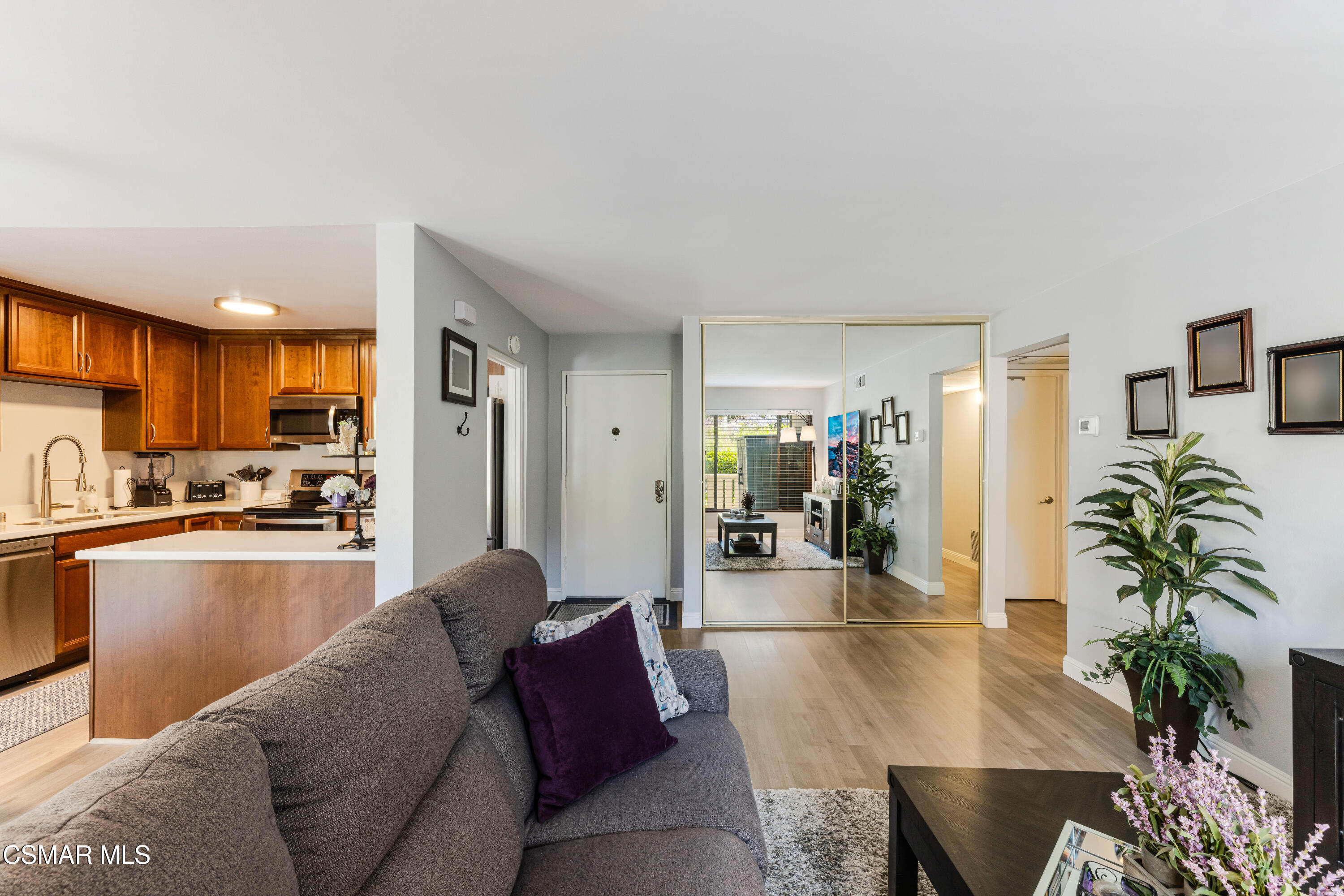 348 Chestnut Hill Court, 17
