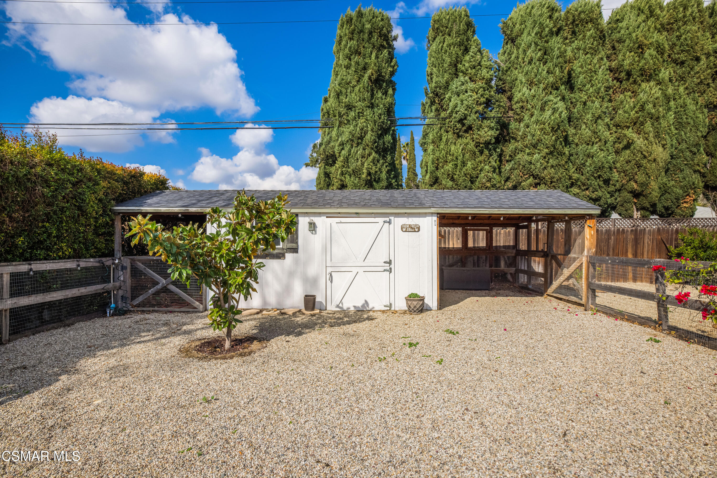 1407 Strawberry Hill Road