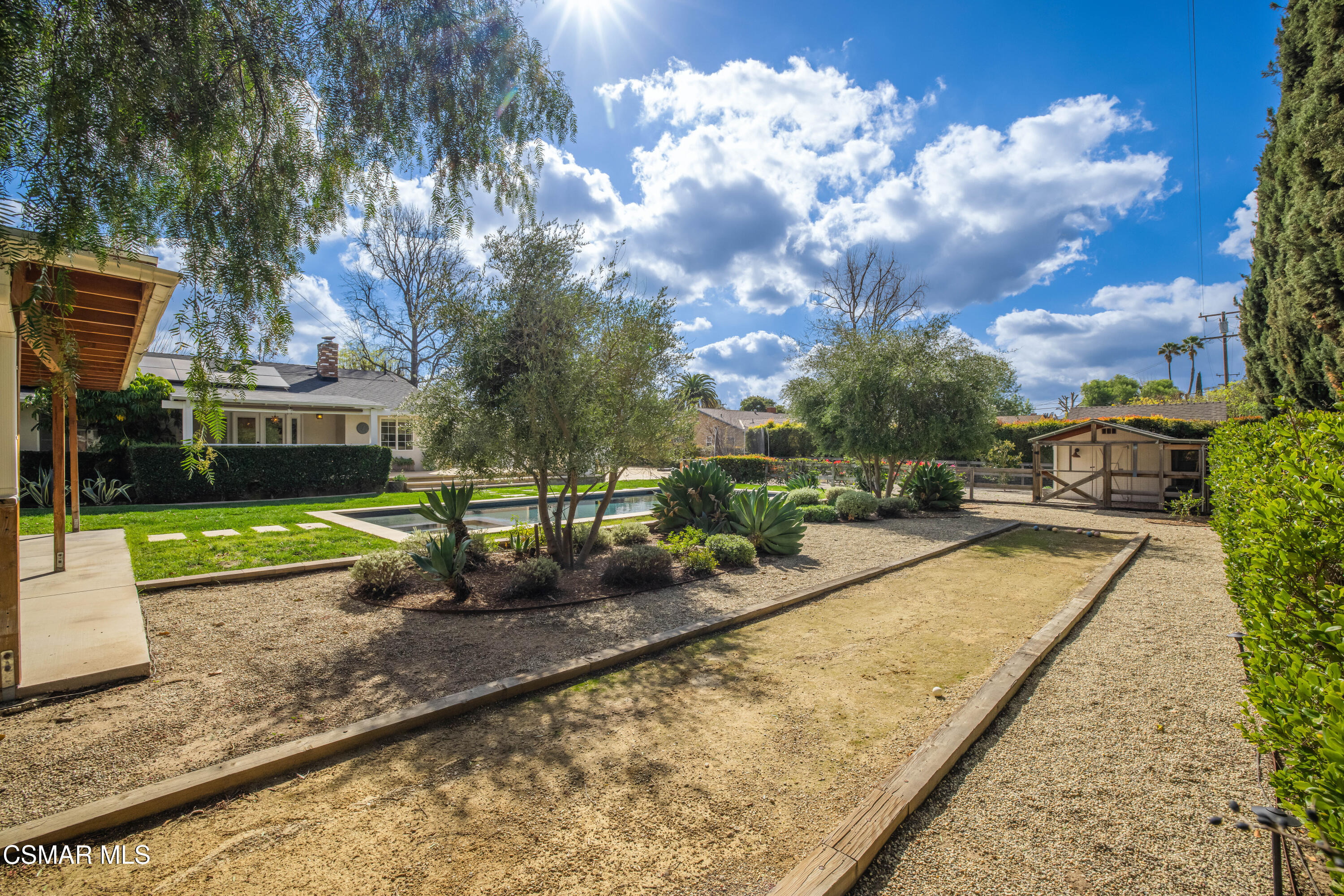 1407 Strawberry Hill Road