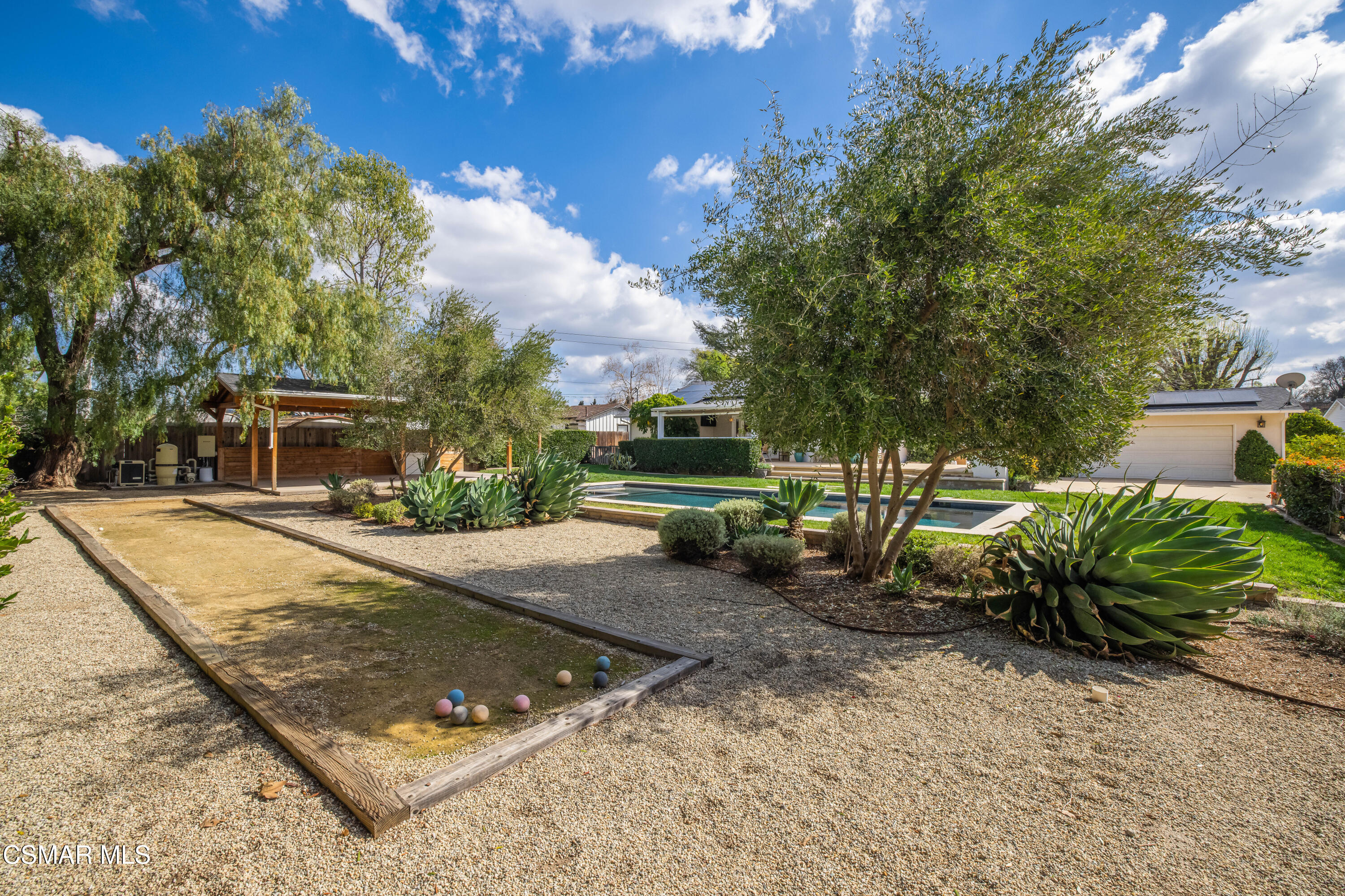 1407 Strawberry Hill Road