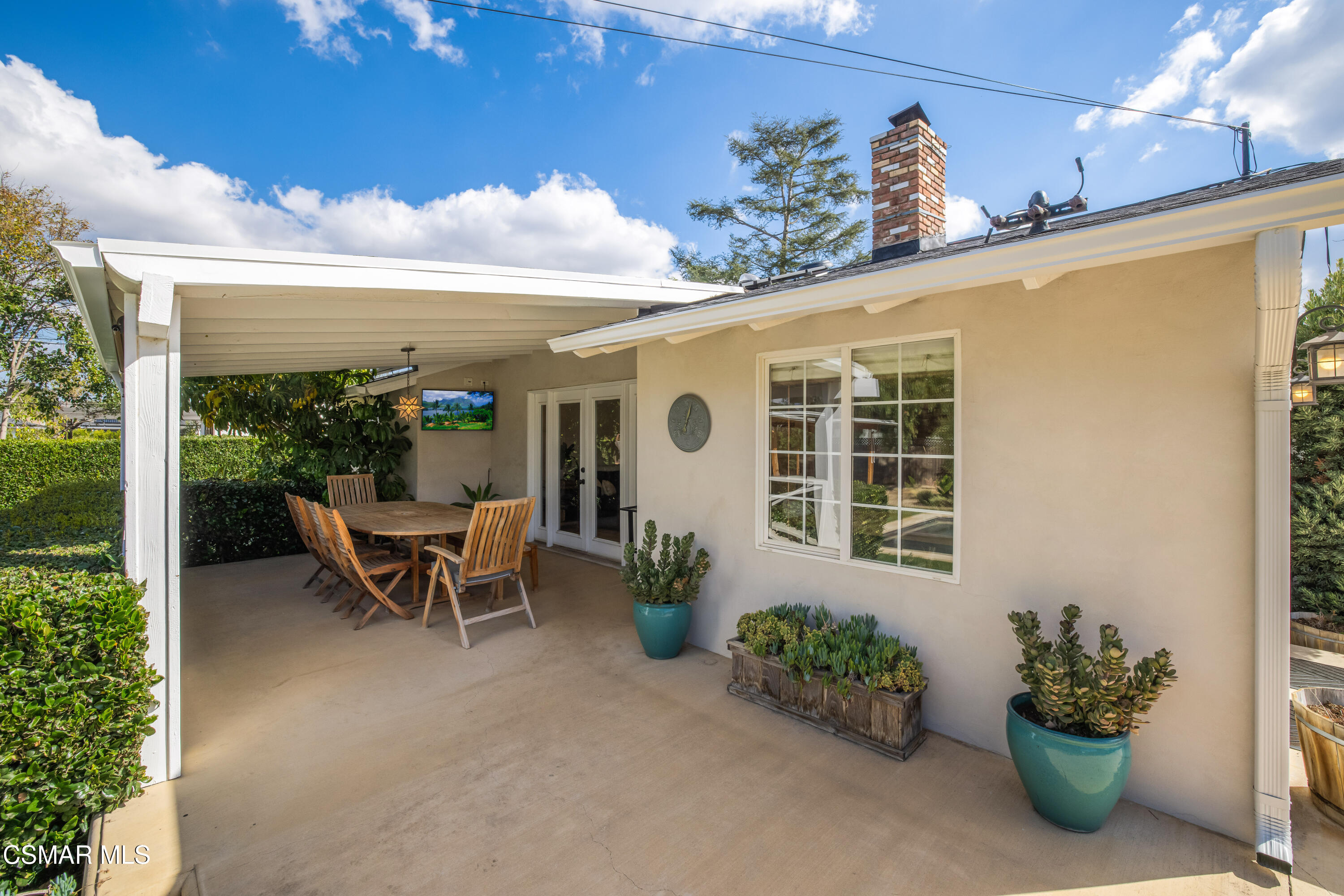 1407 Strawberry Hill Road