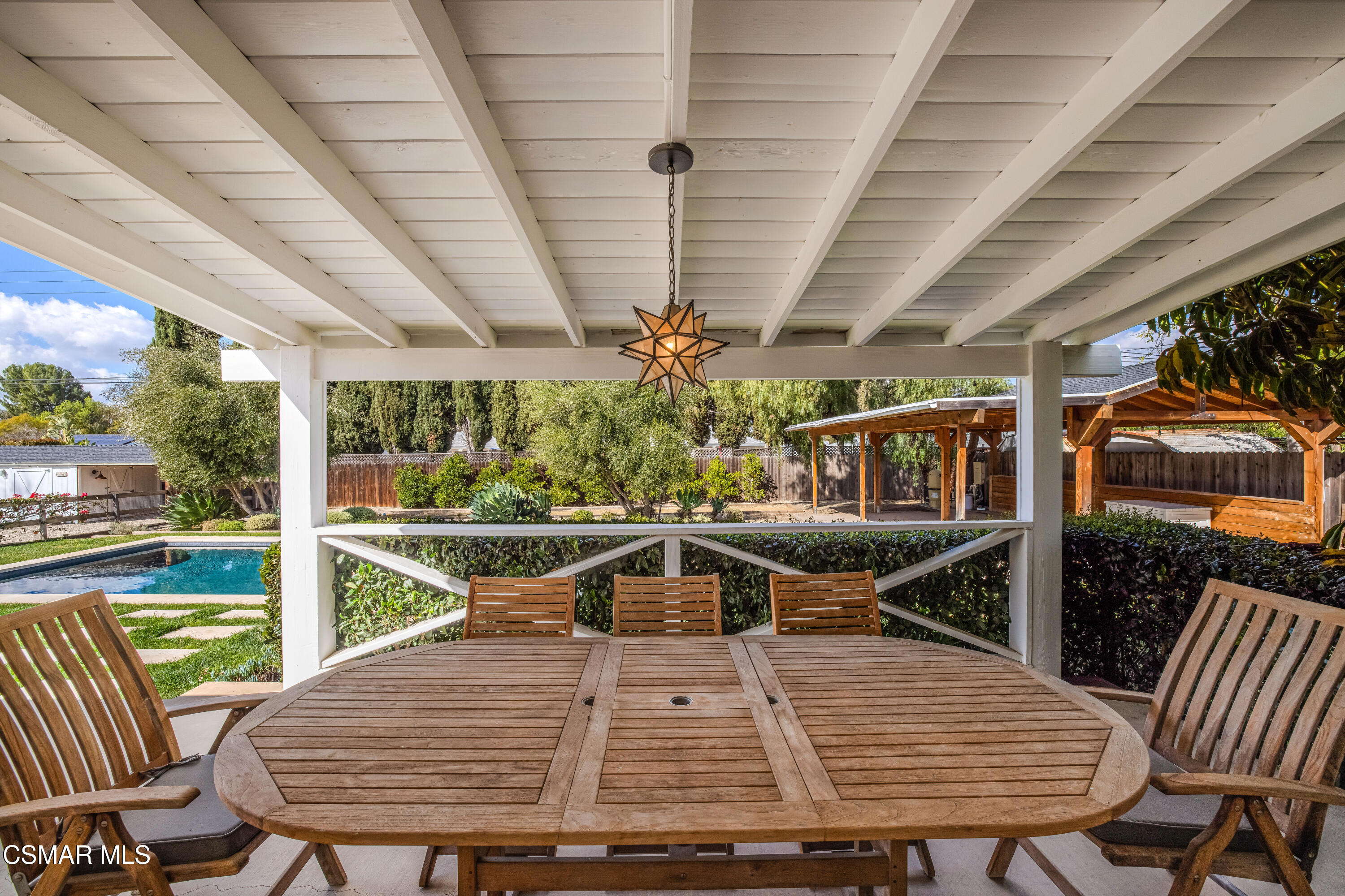 1407 Strawberry Hill Road